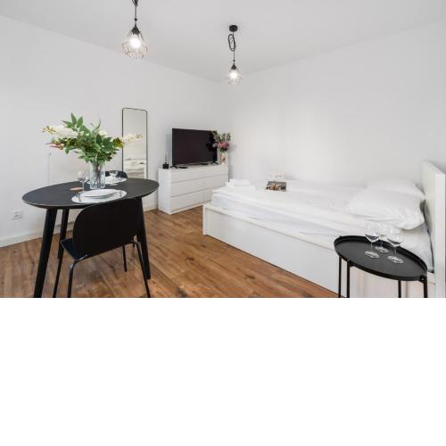 Poznań Old Market Studio by Noclegi Renters