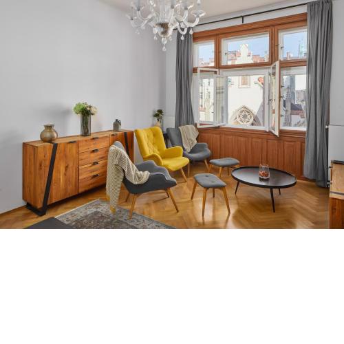 Prague Days - Lavish Apartment in the Old Town - Balcony