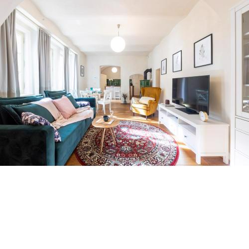 Prague Days - Lavish Apt in the Heart of Prague's Old Town
