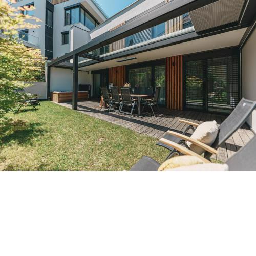 Prague Days - Stylish Apartments with Terrace - Quiet Area