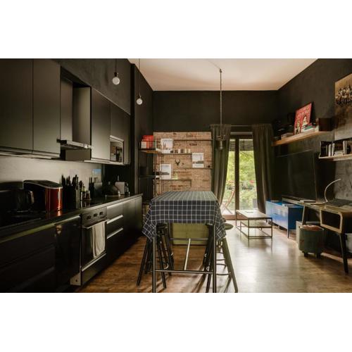 Premium Black Apartment Krakow Center with Parking