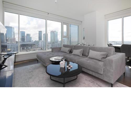 Premium LUX Apartments Unique Tower Heart of Warsaw by Renters Prestige