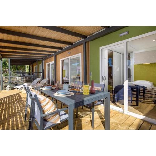 Premium mobile home in Novalja