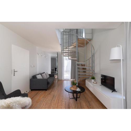 Premium Patio Apartment