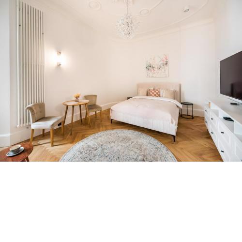 Premium Warsaw Center Studio
