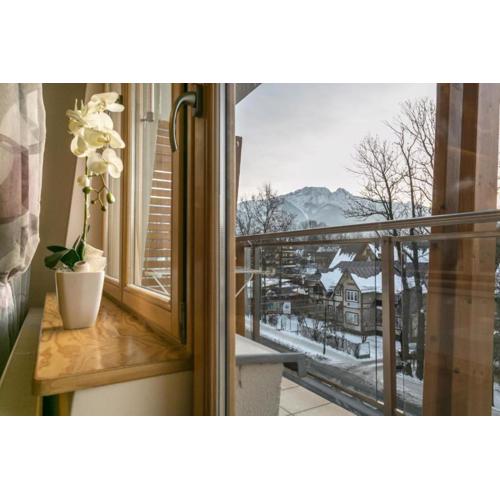 Prestige Apartament z widokiem na góry w centrum Cytryn