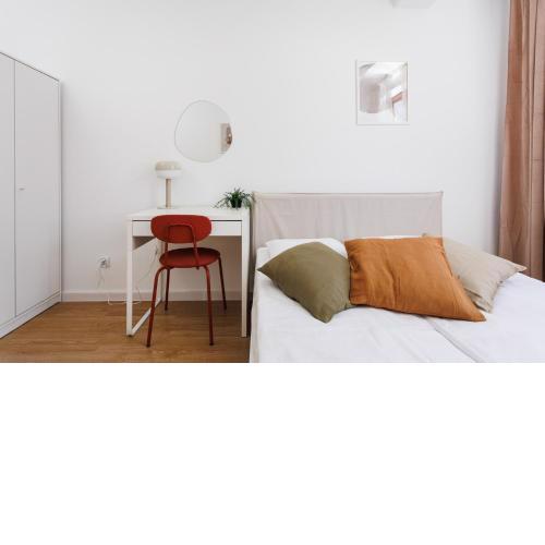 Pretty 4 Bedroom Apartment x Parking Spot x City Center - by Upstairs