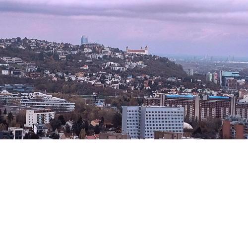 Pretty Nice view Apartment near Center and Danube river, Private Parking