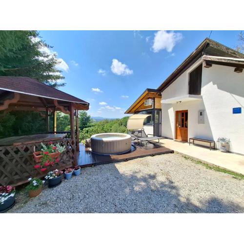 PRI PERI, studio apartman s prostorom za fešte/proslave