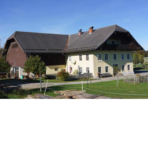 Private Farmhouse Escape - Ideal for up to 8 Guests