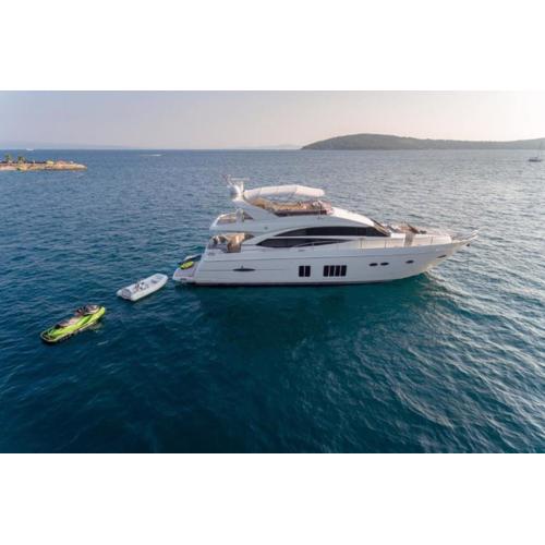 Private Yacht - Princess 72 Fly