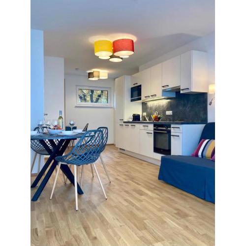 Promenade by BestChoice - Self Check-in with Parking Option