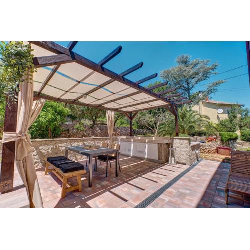 Providenca Accommodation II