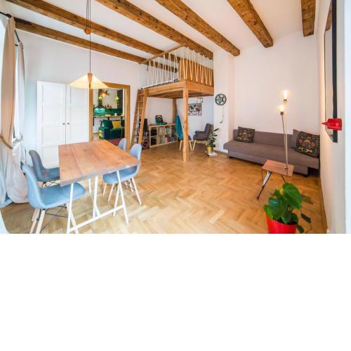 PRZEPIĘKNY APARTAMENT w sercu Starego Miasta