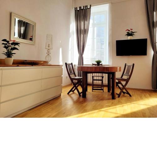 Przytulne apartamenty w centrum Warszawy Lok 2