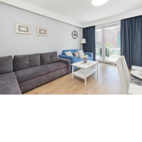 Przytulne Studio z Balkonem & Parkingiem by Rent like home