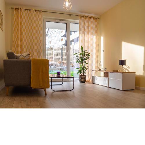 Przytulny apartament z ogródkiem