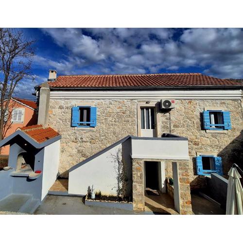 Punta Bjanca Stone House