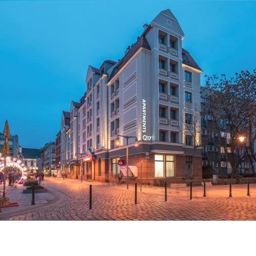 Q17 Apartments Rynek