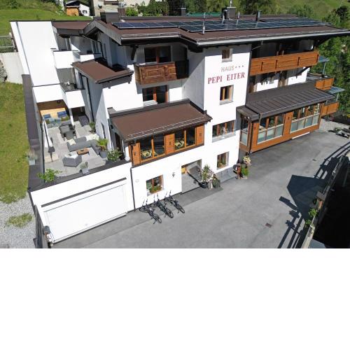 Quality Hosts Arlberg - Haus Pepi Eiter