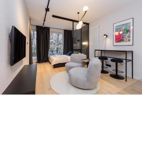 Quercus Deluxe Studio