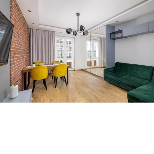 Quiet Apartment in the Center near Koszyki WWA66