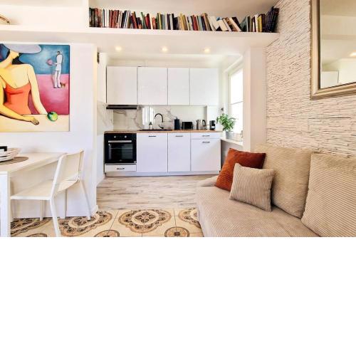 Quiet Apt next to POLIN museum. Fast wifi / TV
