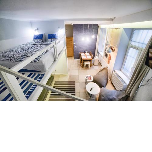Quiet & Comfortable Old Krakow Apartment