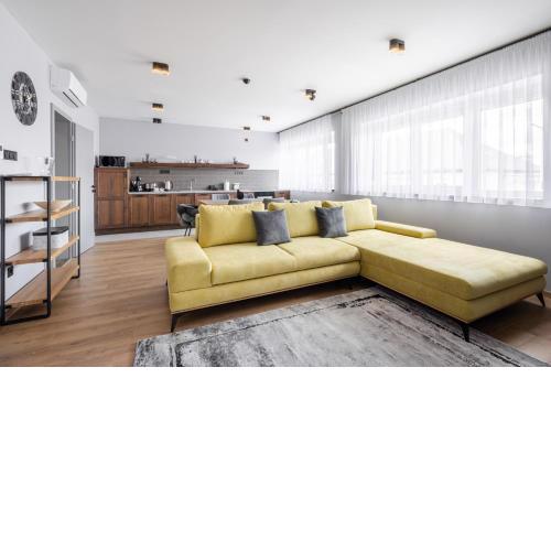 Radnoti Home