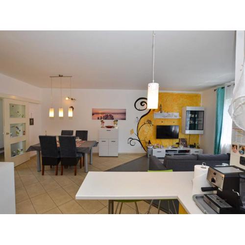 Radovani Peaceful and Serene Apartment with Terrace - Two Bedroom Apartment with Terrace