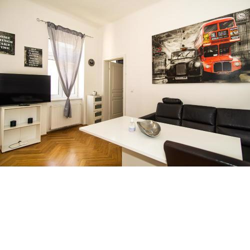 Raimond Apartment Ottakring Top 22