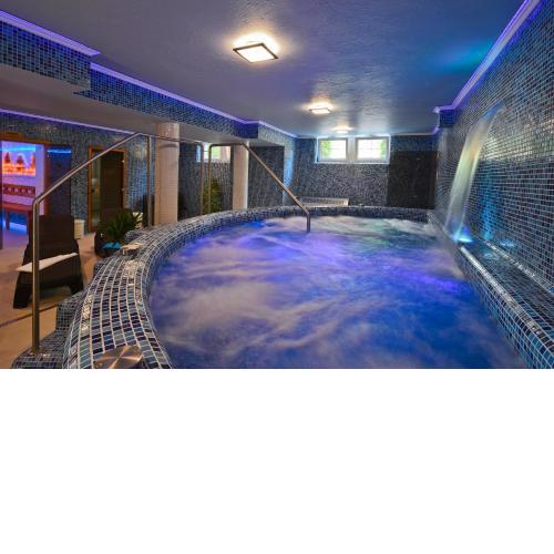 Rajna VillaBridge&SPA
