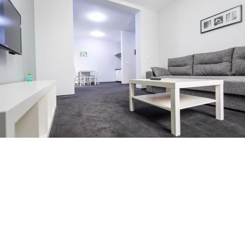 Rakhiv Hotel & Apartments