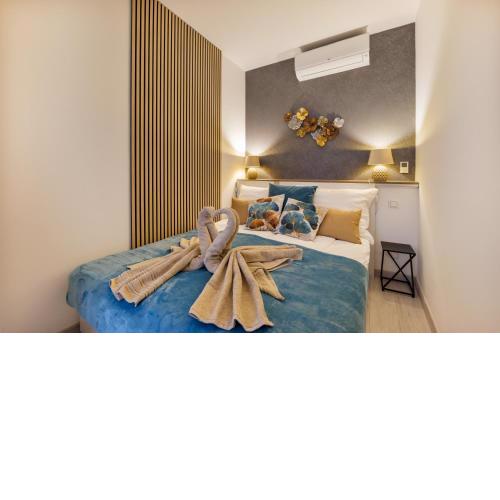 Rames-Cosmo Downtown Apartment with rooftop POOL