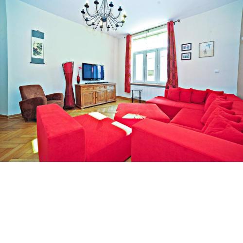 Red Apartment Czyżewskiego by Grand Apartments