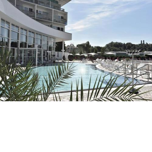 Reduce Hotel Vital
