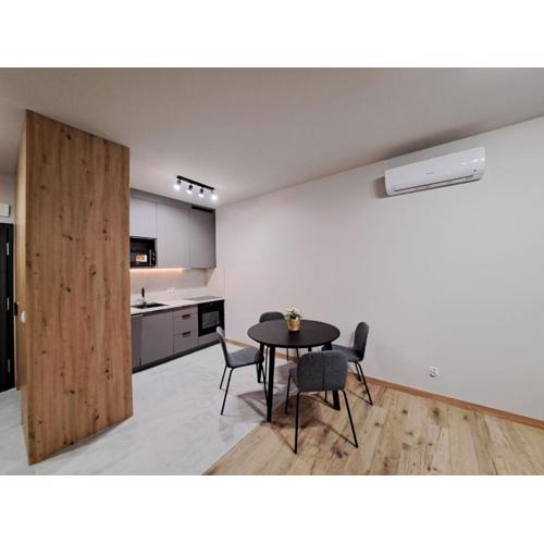 Refurbished Lodge with Balcony in Perfect Location of Wrocalw