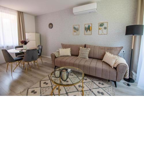 Regina Apartman