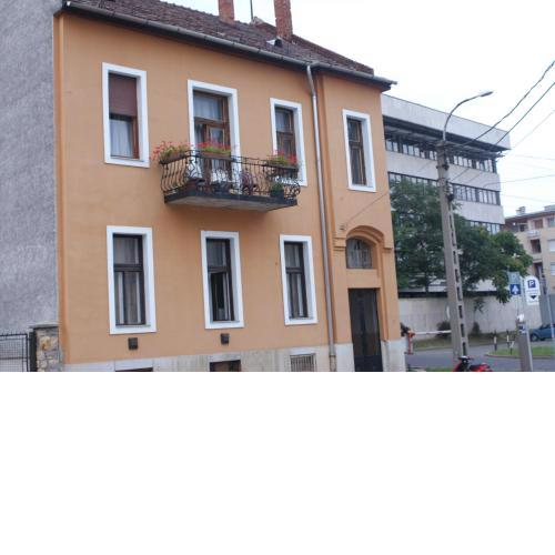 Régiposta Apartman