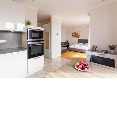 Regrand apartment on Kulisha 47a