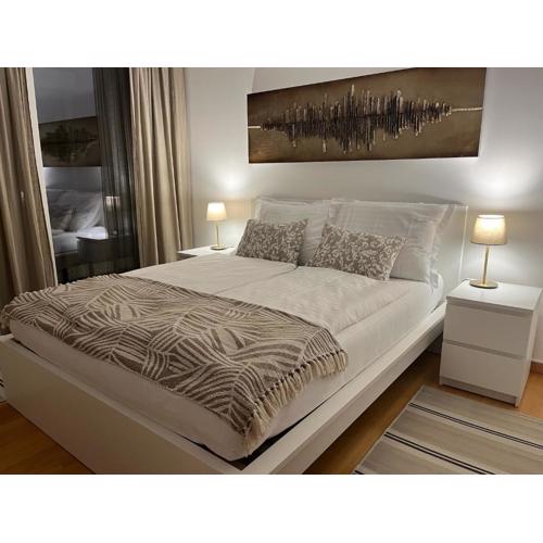 Relax & Lounge Apartments