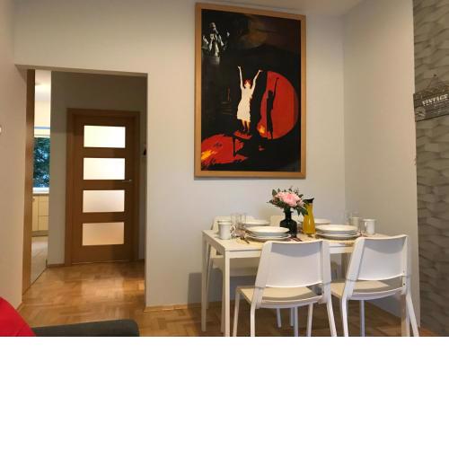 Rent0nline Hoża Apartment Center Metro