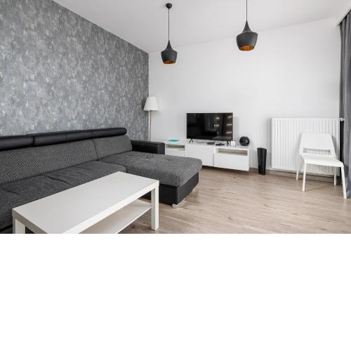 RentPlanet - Apartament przy Muzeum Powstania Warszawskiego