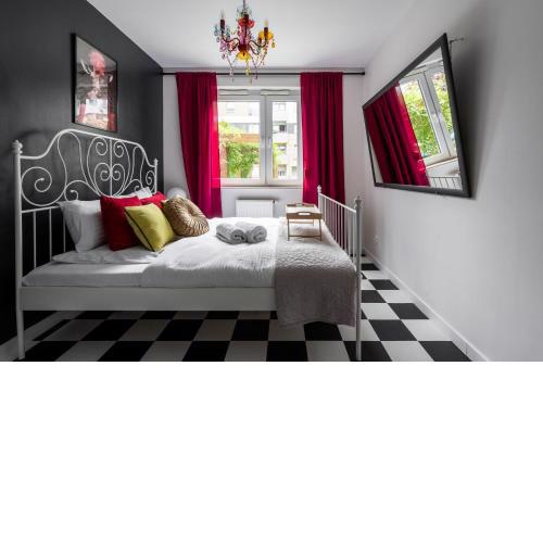 RentPlanet - Apartament Tęczowa