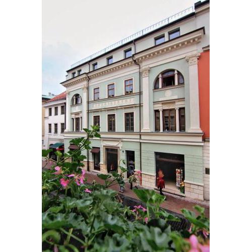 Residence 9