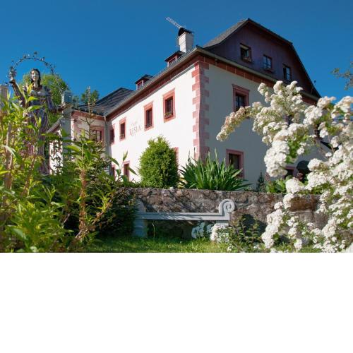 Resla Residence I, II
