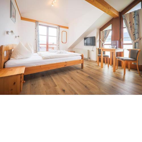 Restaurant - Café - Pension HASSLER