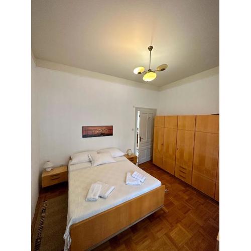 Retro Apartment 78m2