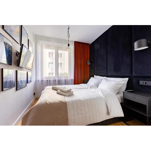 Retro Lounge Loft Apartment