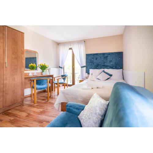 ReveliQa - pokoje gościnne i apartamenty